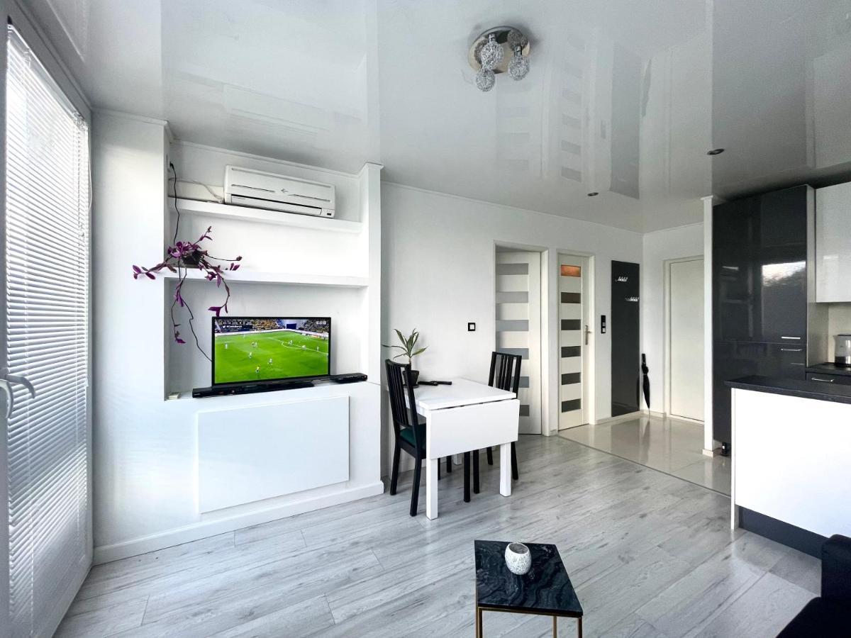 Sasi - Cozy Apartment For 6 People In Centre Βαρσοβία Εξωτερικό φωτογραφία