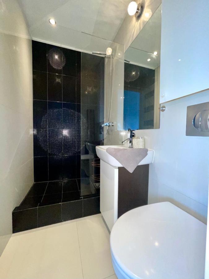 Sasi - Cozy Apartment For 6 People In Centre Βαρσοβία Εξωτερικό φωτογραφία